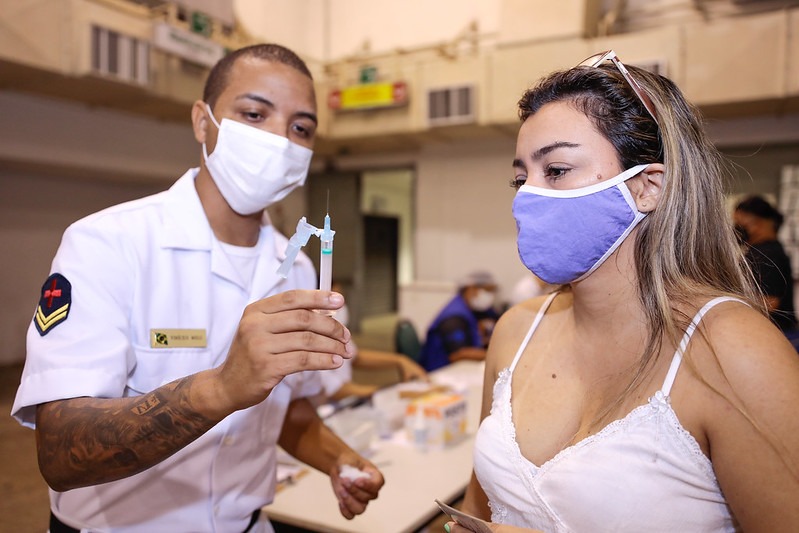 Campanha contra a Covid-19 teve mais de 15 mil vacinados neste sábado em Manaus