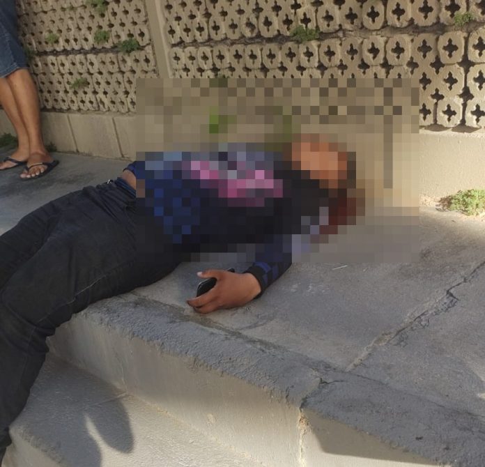 Mototaxista é baleado em estacionamento de supermercado na zona leste;