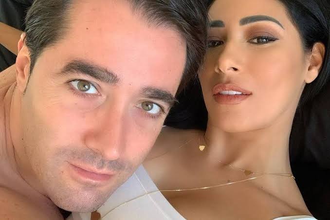 Simaria anuncia fim do casamento com Vicente Escrig após 14 anos