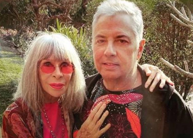 Com câncer, Rita Lee reaparece após diagnóstico e lança música nova