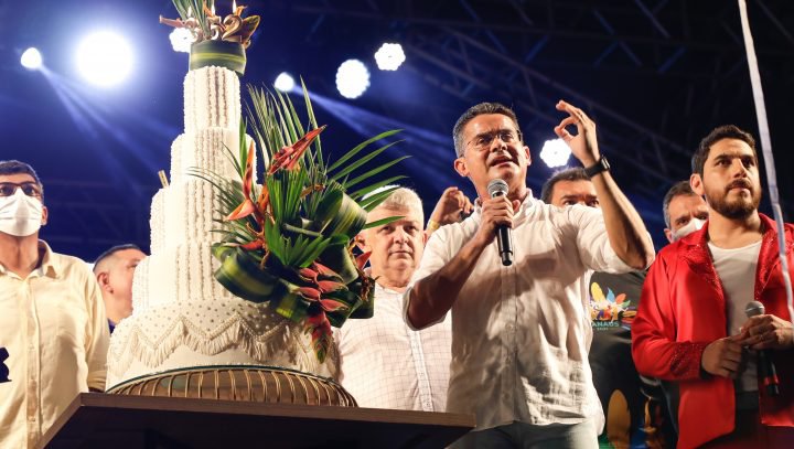 Primeiro aniversário de Manaus na gestão David Almeida é comemorado com anúncios e melhorias para capital