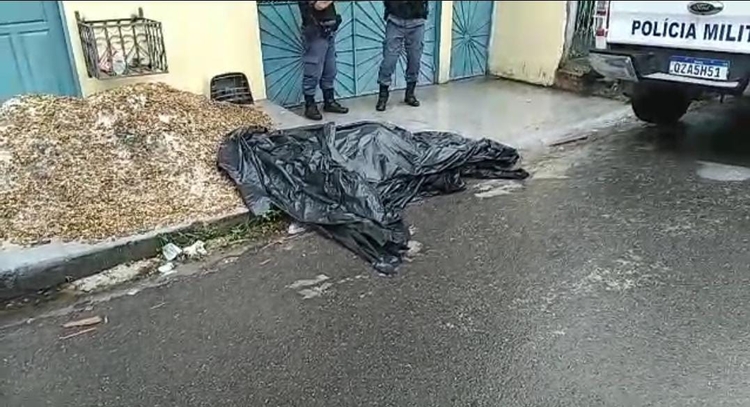 Homem é executado ao sair da casa da namorada em Manaus