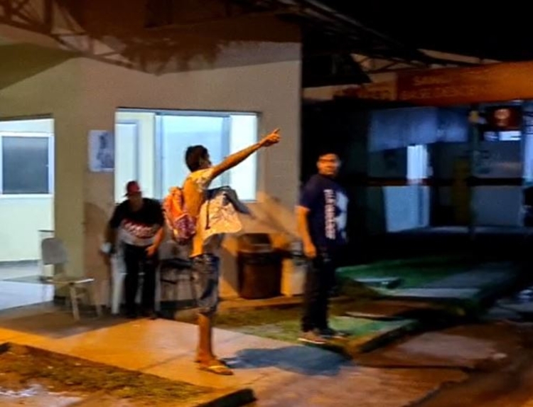 Pai invade necrotério e retira corpo do filho recém nascido no Amazonas