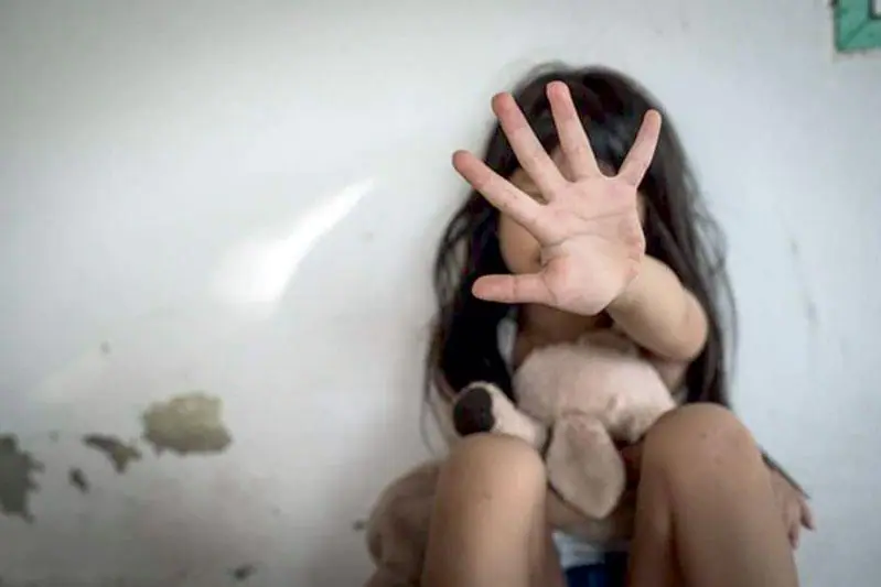 Entidades pedem afastamento de juíza que impediu criança estuprada de abortar