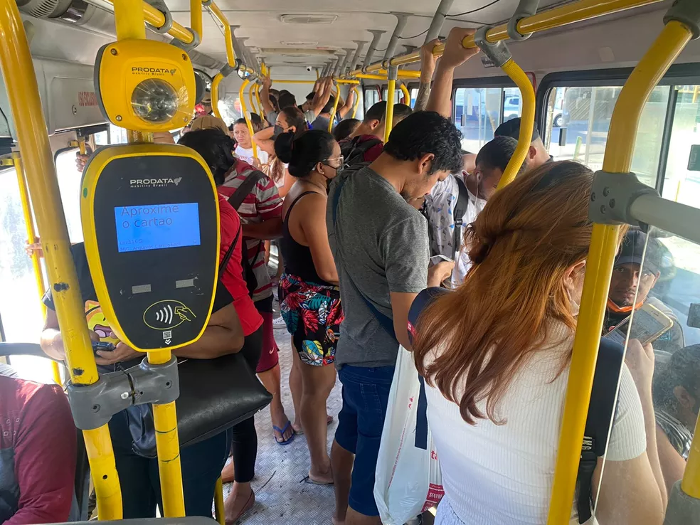 Problema: Justiça derruba decisão e autoriza novos validadores de ônibus em Manaus