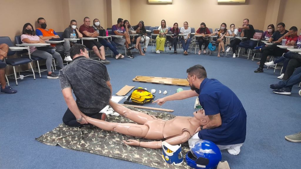 Fametro oferece curso de primeiros socorros para professores da educação básica