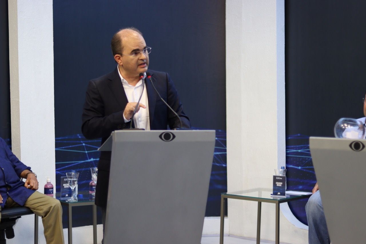 Em debate na TV, Ricardo Nicolau apresenta propostas concretas para resolver problemas históricos deixados por caciques políticos