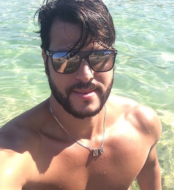 Marcelo Bimbi, ex-marido de Nicole Bahls, é preso e pede ajuda na web