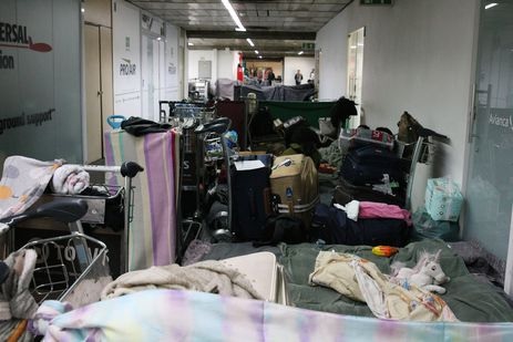 Afegãos refugiados aguardam acolhimento no Aeroporto de Guarulhos