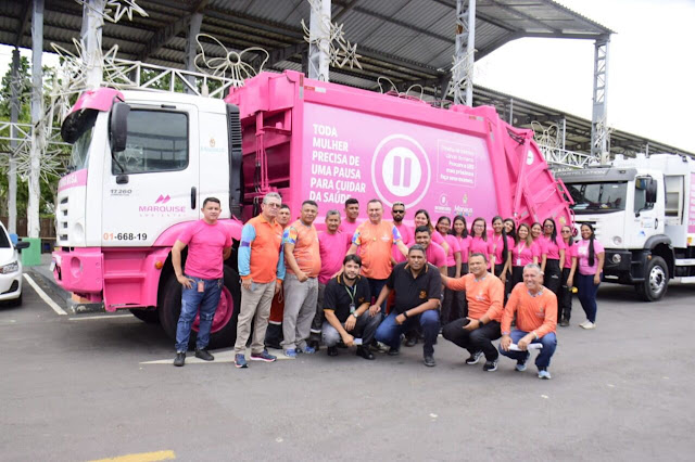 Caminhões de lixo cor de rosa circulam em campanha de conscientização da Prefeitura de Manaus