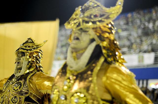 Prefeitura de Manaus lança edital para participação de escolas de samba no Carnaval 2023