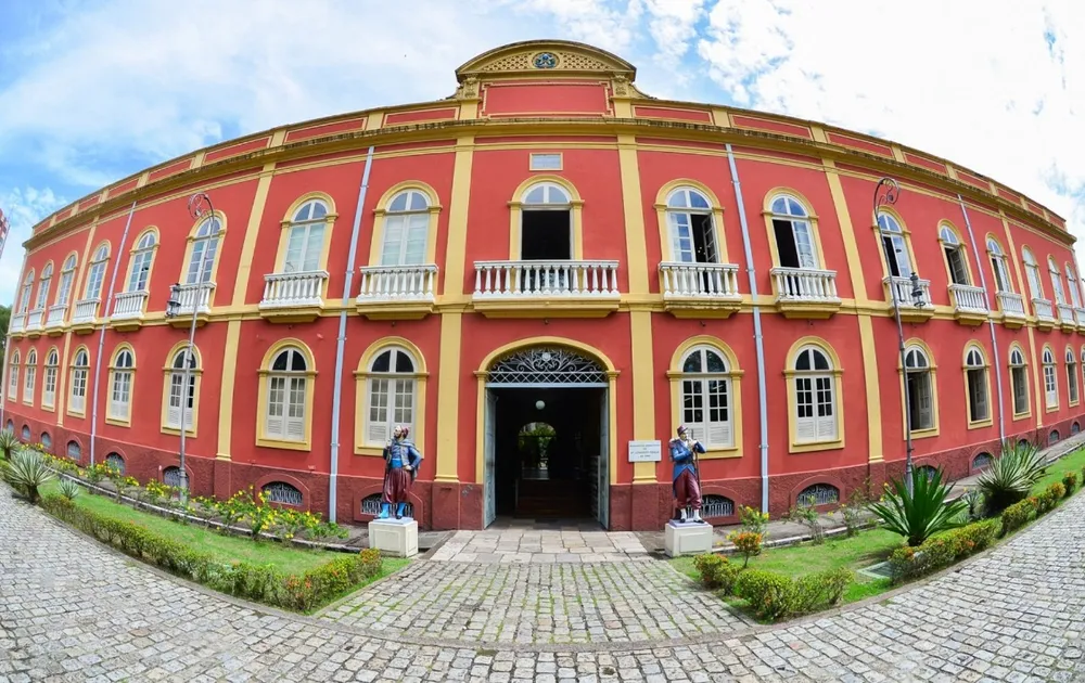 Espaços culturais do AM mudam horário de funcionamento na temporada do Carnaval