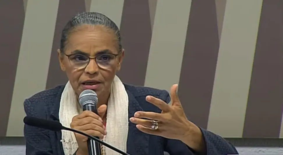 Ministra Marina Silva discute licenciamento para exploração de petróleo no Amapá