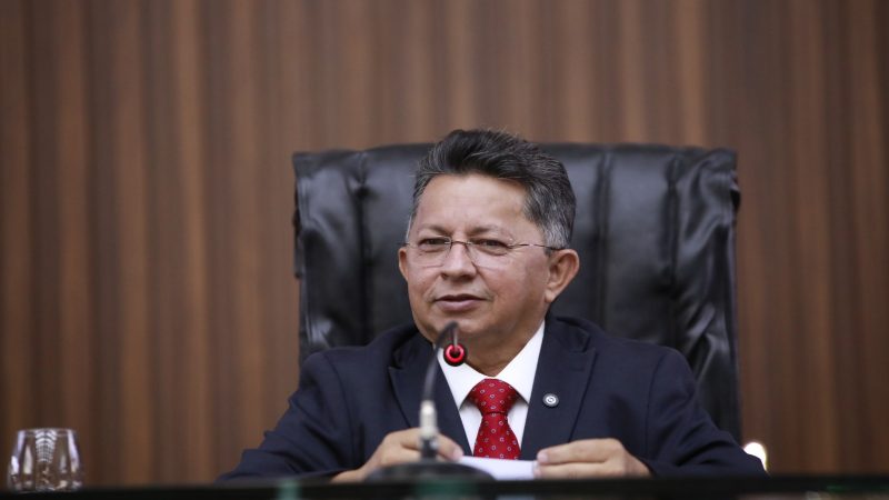 Sinésio Campos é autor da lei que garante apoio a mães com filhos atípicos e muda a rotina de famílias no Amazonas