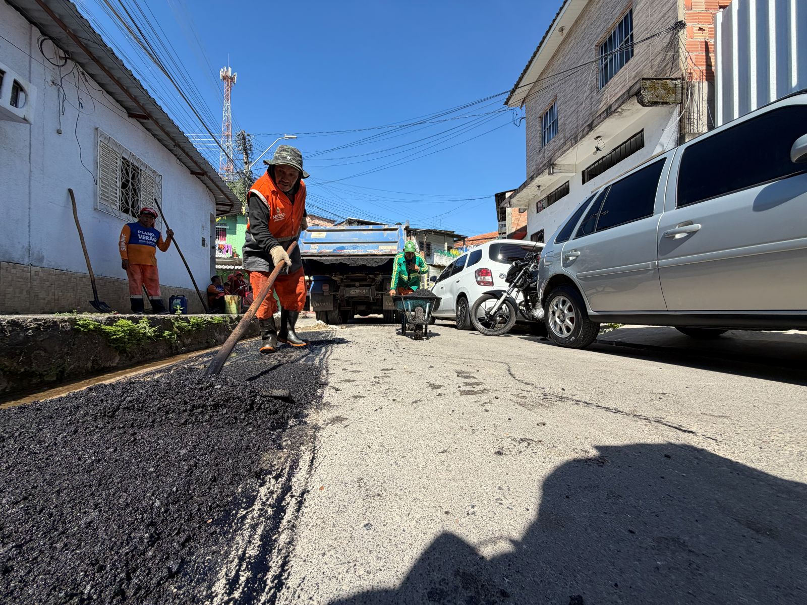 Prefeitura de Manaus intensifica manutenção asfáltica e reforça mobilidade no bairro São Francisco