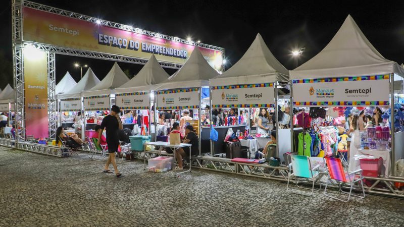 Prefeitura de Manaus promove ‘Feira de Economia Criativa e Gastronomia dos Pais Empreendedores’ para fortalecer pequenos negócios