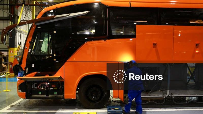 Ação da Marcopolo desaba mais de 9% e toca mínima desde abril de 2025 após balanço com piora em margem