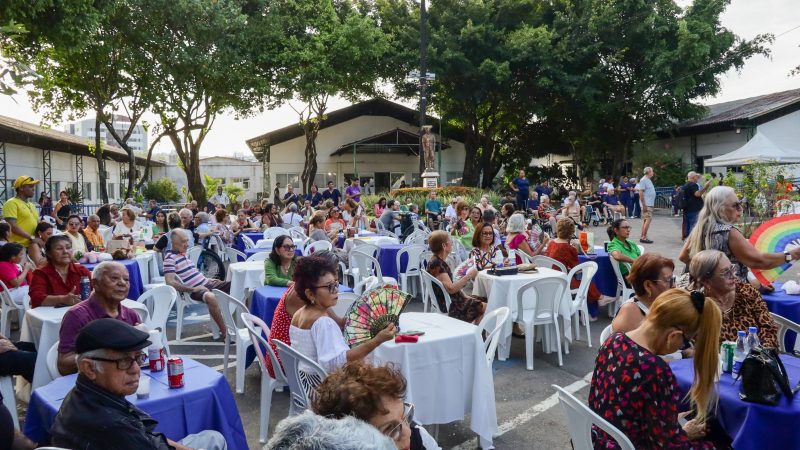 Prefeitura de Manaus promove 7ª edição do ‘Bolerão da Saudade’ em homenagem ao Dia dos Pais