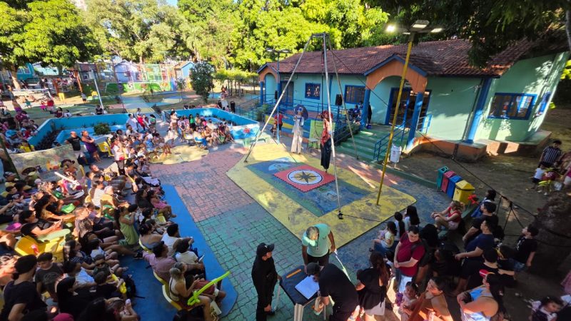 Prefeitura reúne mais de 1,5 mil pessoas no parque Cidade da Criança durante tarde de diversão e arte circense