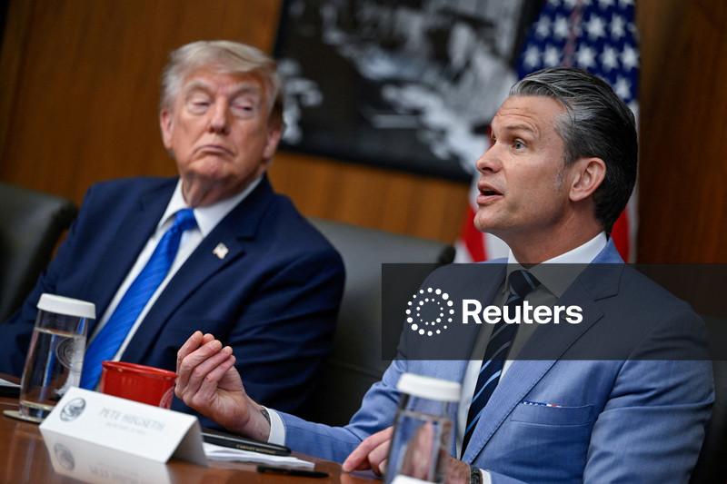 Trump diz que é muito cedo para falar sobre eventual campanha presidencial de Hegseth em 2028