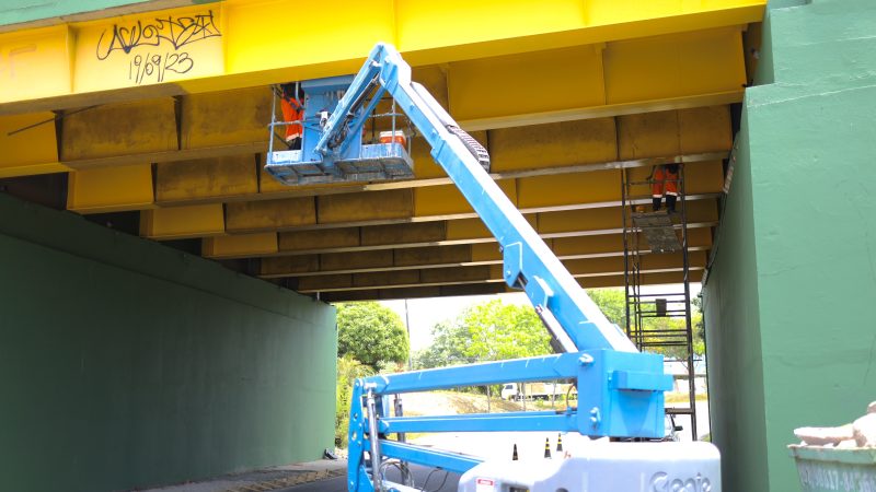 Prefeitura de Manaus intensifica frentes de obras e transforma infraestrutura da avenida Max Teixeira