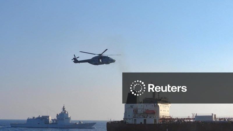 Força da UE liderada pela Itália aborda petroleiro sancionado da “frota paralela” da Rússia no Mediterrâneo