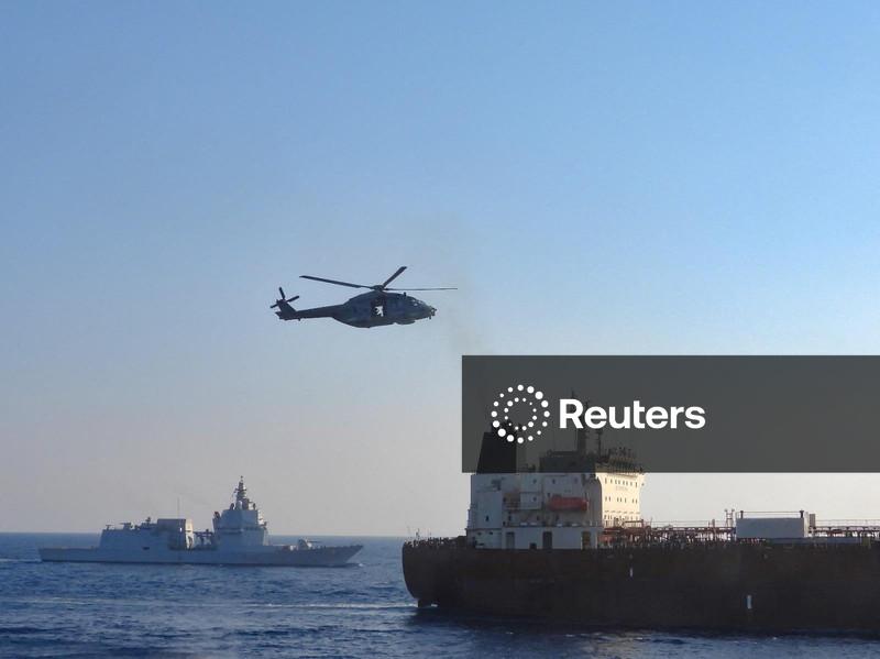 Força da UE liderada pela Itália aborda petroleiro sancionado da “frota paralela” da Rússia no Mediterrâneo