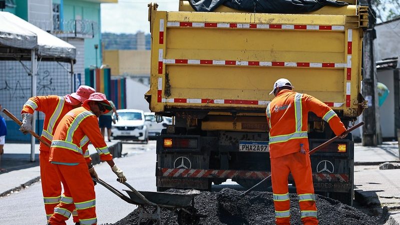 Prefeitura de Manaus realiza 8ª edição do ‘Manaus que a Gente Cuida’ com força-tarefa integrada no Educandos e Colônia Oliveira Machado