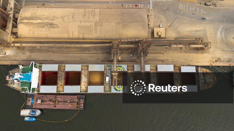 Anec mantém previsão de exportação recorde de soja do Brasil em 2026, mas alerta para dívidas agrícolas