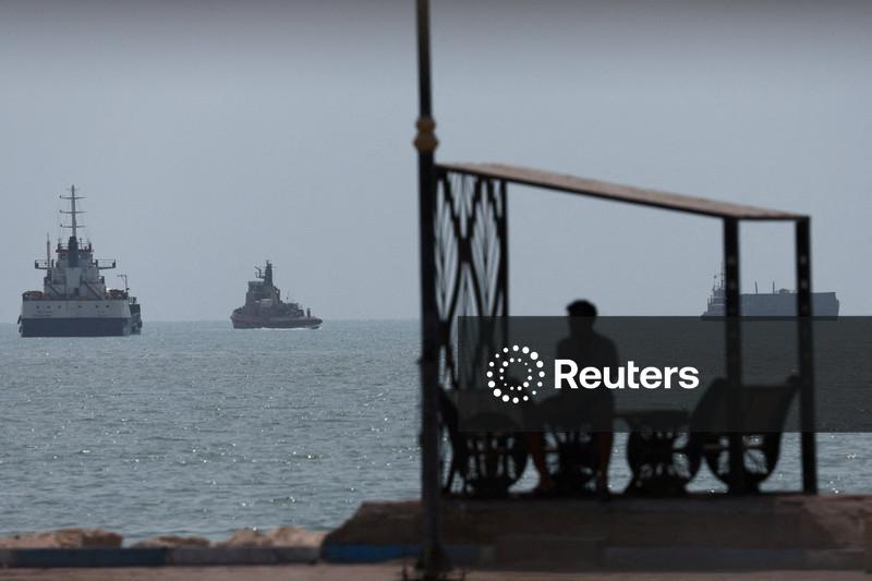 Petróleo fecha com alta de mais de 2,5% enquanto EUA e Irã retomam ataques militares