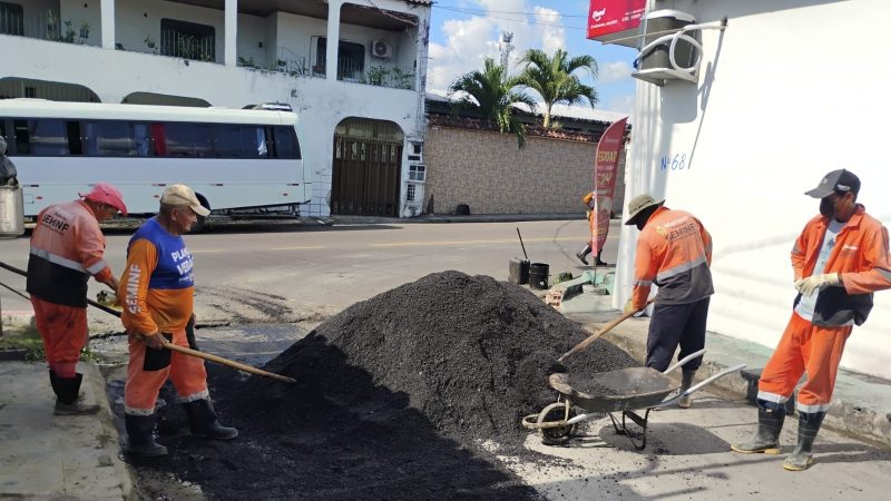 Prefeitura de Manaus atua na recuperação asfáltica e revitalização de mais uma via no conjunto Ajuricaba