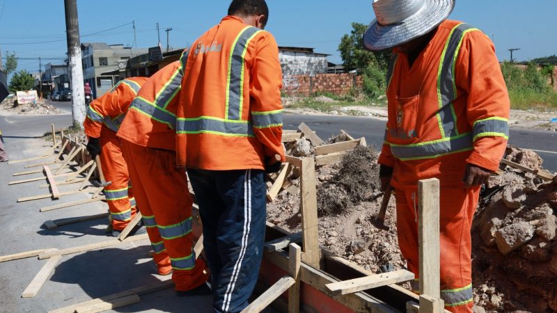 Prefeitura de Manaus revitaliza canteiro da avenida 7 de Maio para acabar com conversões irregulares e reduzir acidentes