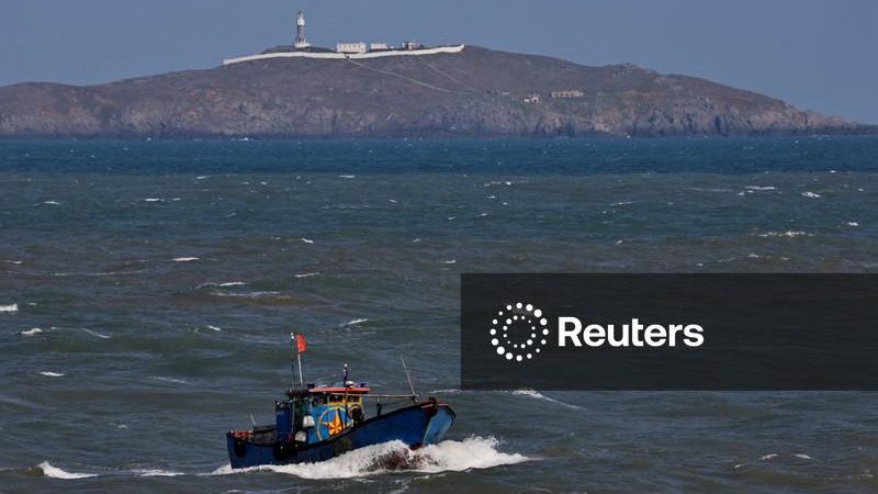 Taipé considera “ridícula” ordem da China para controle de tráfego no Estreito de Taiwan durante tufão
