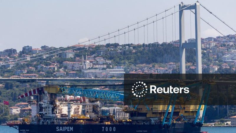 Passagem de navios pelo Mar Negro continua sem problemas, afirmam autoridades turcas