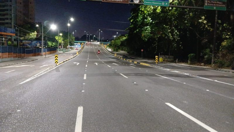 Prefeitura amplia sinalização viária para reforçar segurança e reduzir acidentes em todas as zonas de Manaus