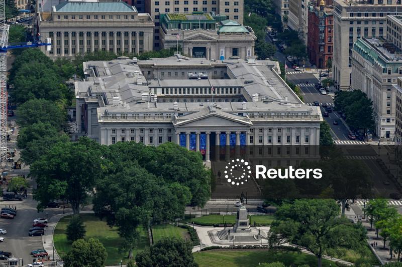 Dívida dos EUA ultrapassa marca de US$40 trilhões após dobrar nos governos Trump e Biden