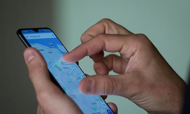 Entenda como a conectividade permite o acesso a serviços e informações digitais