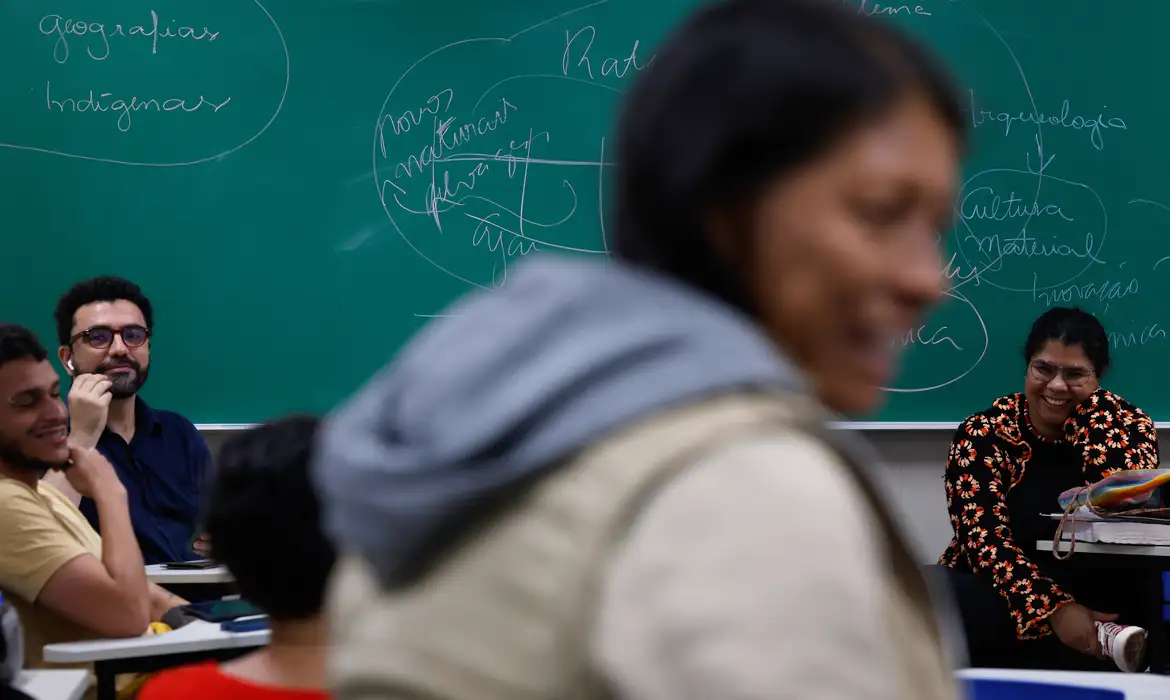 Prazo para aderir ao programa de renegociação de dívidas estudantis termina hoje (31)
