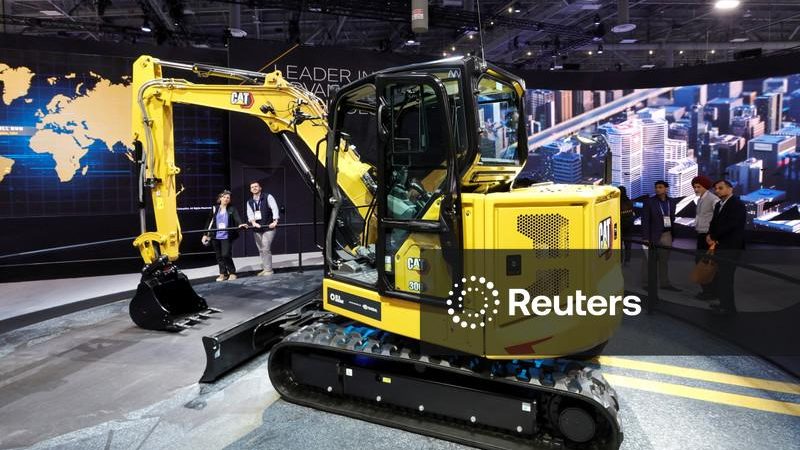 Caterpillar eleva meta de crescimento de vendas para 2026 após superar expectativas de lucro trimestral
