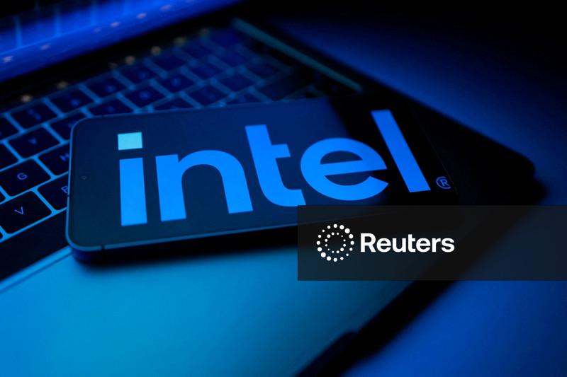 Intel arrecada US$20 bi com venda ampliada de ações