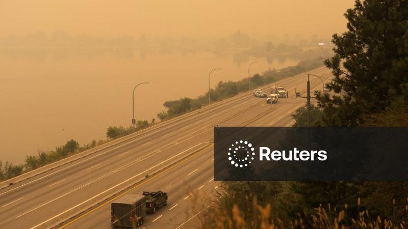Colúmbia Britânica declara emergência enquanto mais de 20 mil pessoas fogem de incêndios florestais
