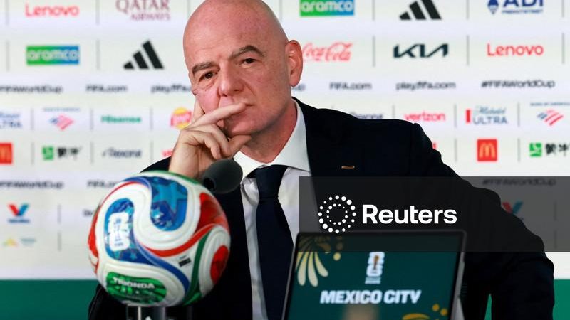 Uefa mantém ameaça de boicote à Copa do Mundo, apesar da pressão da Fifa para pôr fim à turbulência