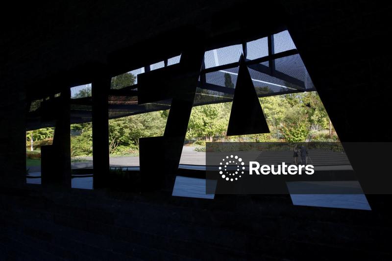 Infantino enfrenta crise; UEFA e CONCACAF declaram perda de confiança após descarte de acordo da Copa do Mundo