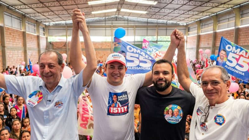 Simão Peixoto avança pelo interior do Amazonas e reúne multidão em Nova Olinda do Norte; veja vídeo