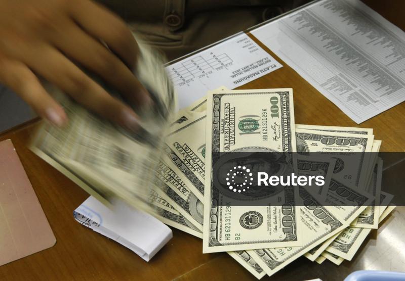 Dólar à vista fecha em alta de 1,27%, a R$5,1689 na venda