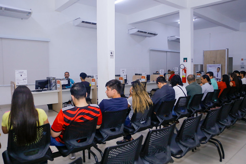 Sine Manaus oferta 880 vagas de emprego nesta terça-feira, 8/9