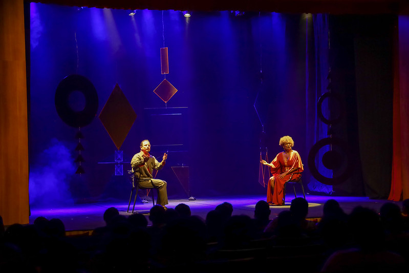 ​Isabel Fillardis e Well Aguiar estreiam a comédia dramática ‘O Começo do Fim’ no festival ‘#SouManaus Passo a Paço 2026’