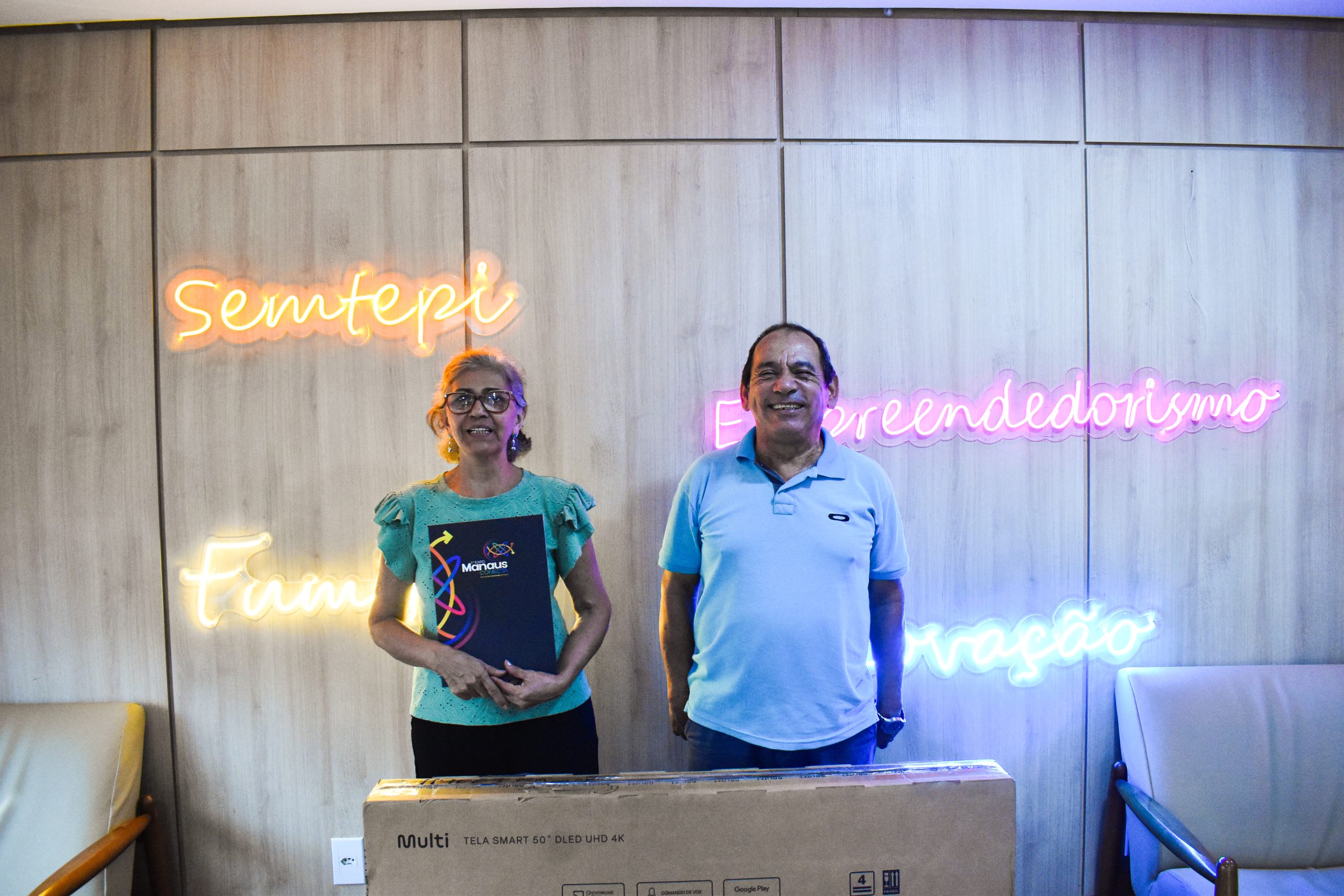 Prefeitura de Manaus realiza entrega de prêmios dos vencedores da campanha ‘Dia dos Pais Premiado’