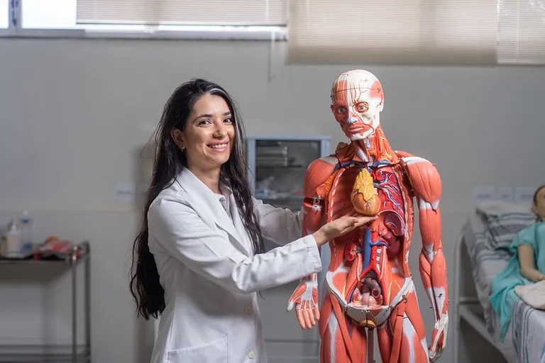 Mais de 152 mil inscritos farão o Enamed 2026 neste domingo (13)