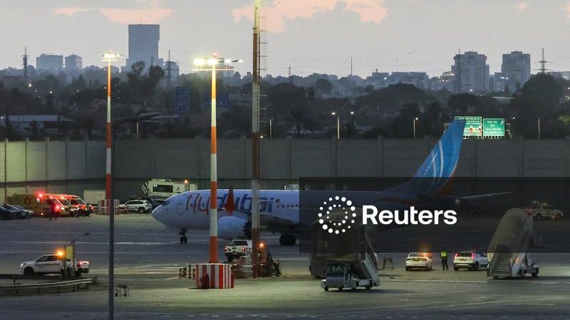 Briga entre pilotos, descida brusca: passageiros relatam o caos no voo da flydubai